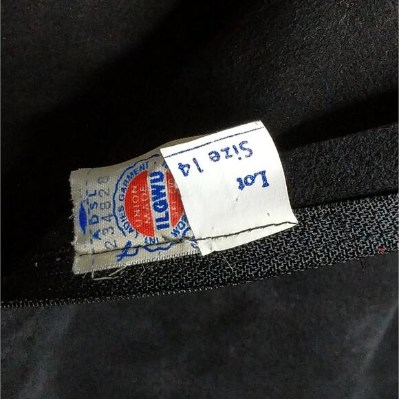 VTG Ultrasuede Black Skirt Midi Union Made Pockets 14 - Picture 7 of 7